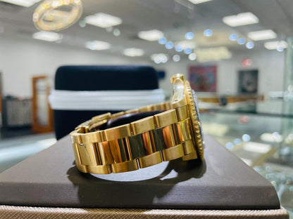 Rolex Submariner Date 16618 Factory Serti Diamond Dial Blue Bezel 18K Yellow Gold
