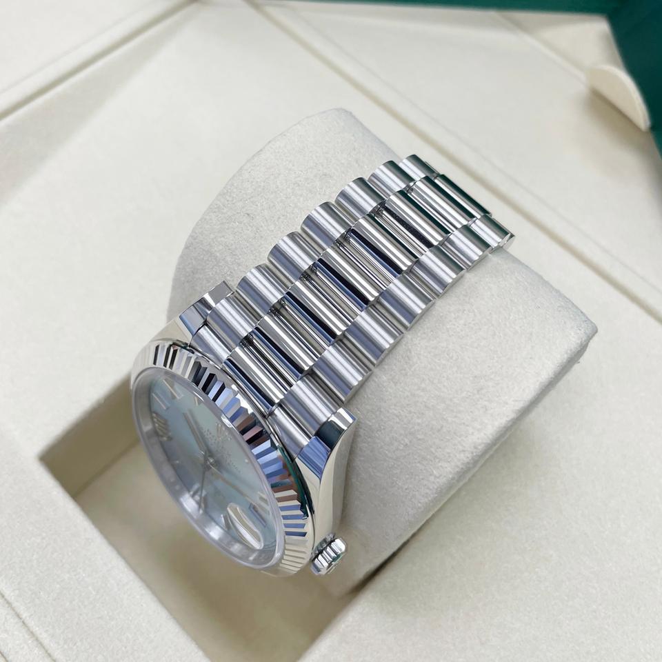 Rolex Day-Date 40 Ice Blue Roman Dial Platinum 228236 2025 Full Set