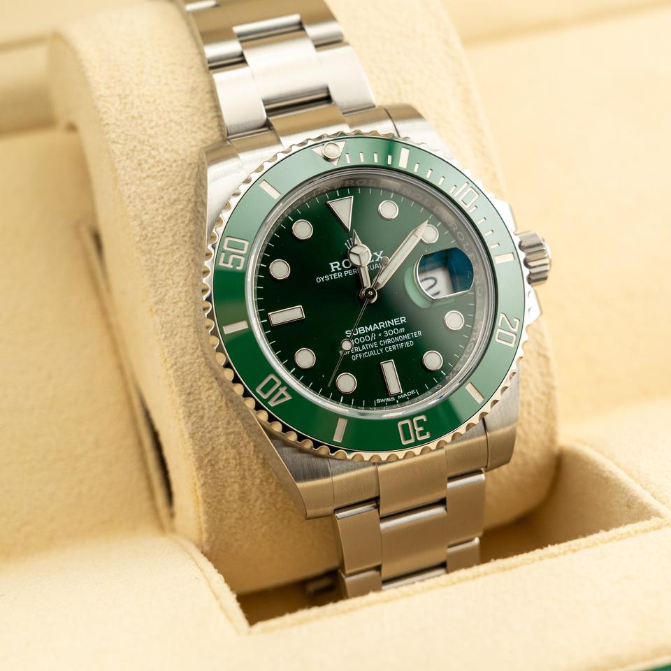 Rolex Submariner Date Hulk 116610LV Green Dial