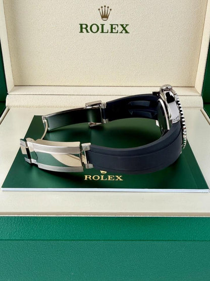 Rolex Yacht-Master 40 Cotton Candy Paved Diamond Sapphire 126679SABR