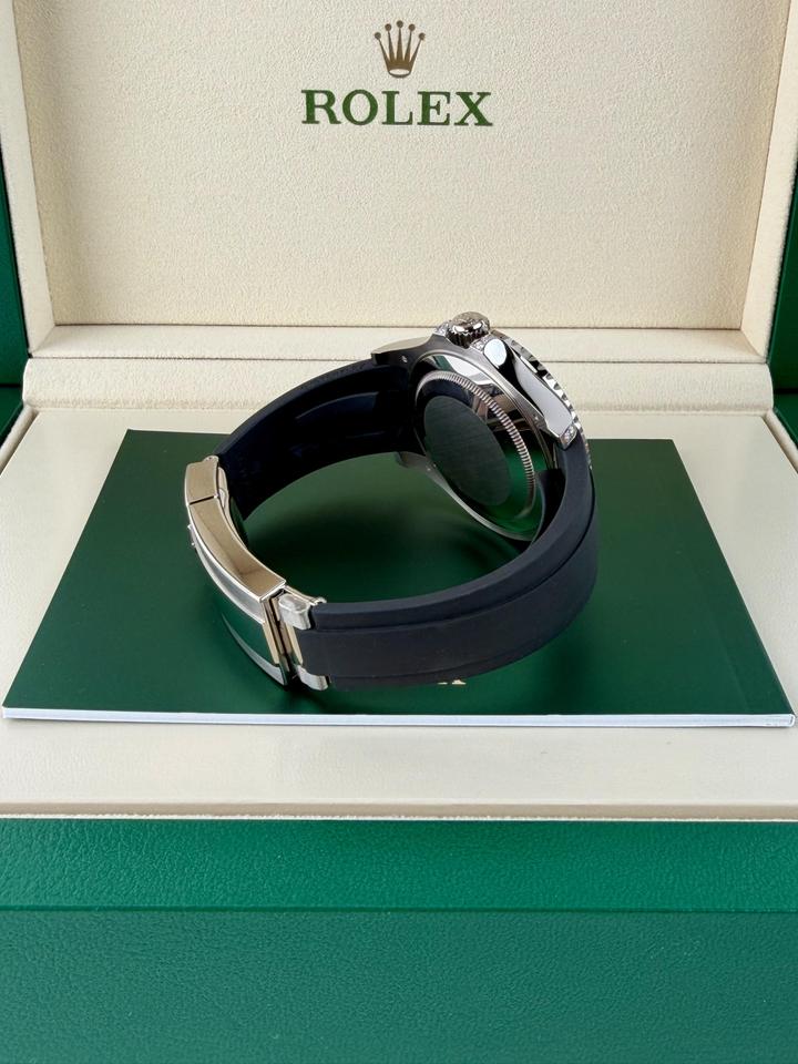 Rolex Yacht-Master 40 Cotton Candy Paved Diamond Sapphire 126679SABR