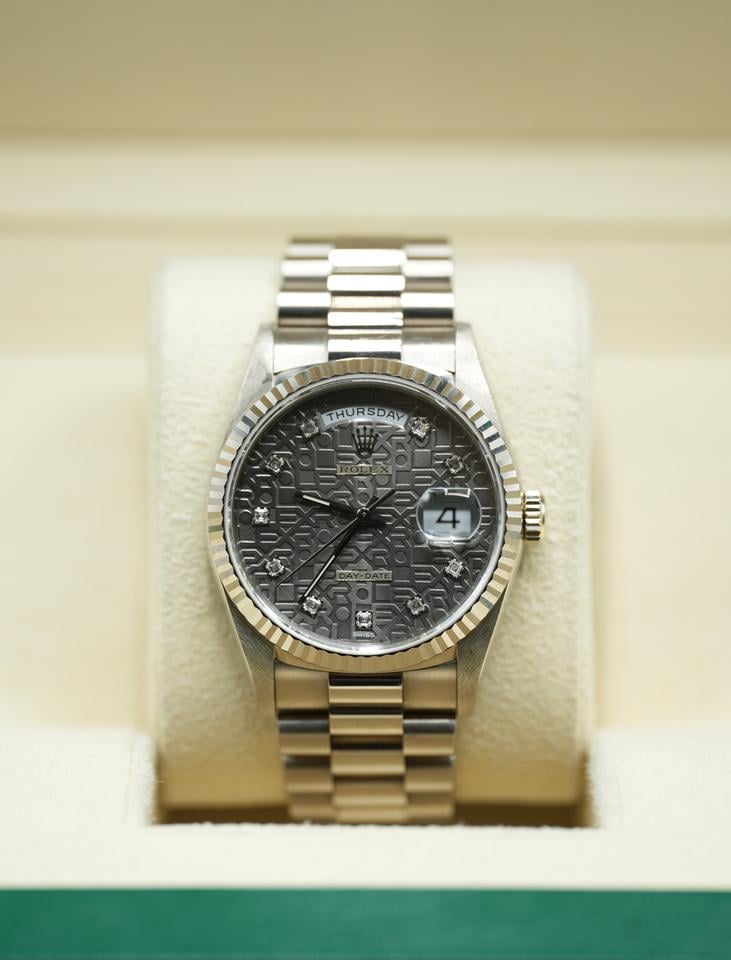 Rolex Day-Date 36 Grey Jubilee Diamond Dial White Gold 18239 1990 Full Set