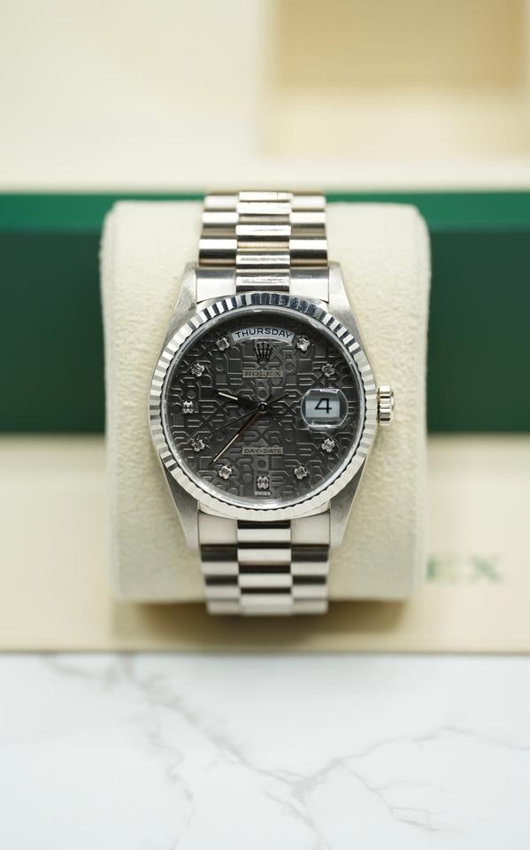 Rolex Day-Date 36 Grey Jubilee Diamond Dial White Gold 18239 1990 Full Set