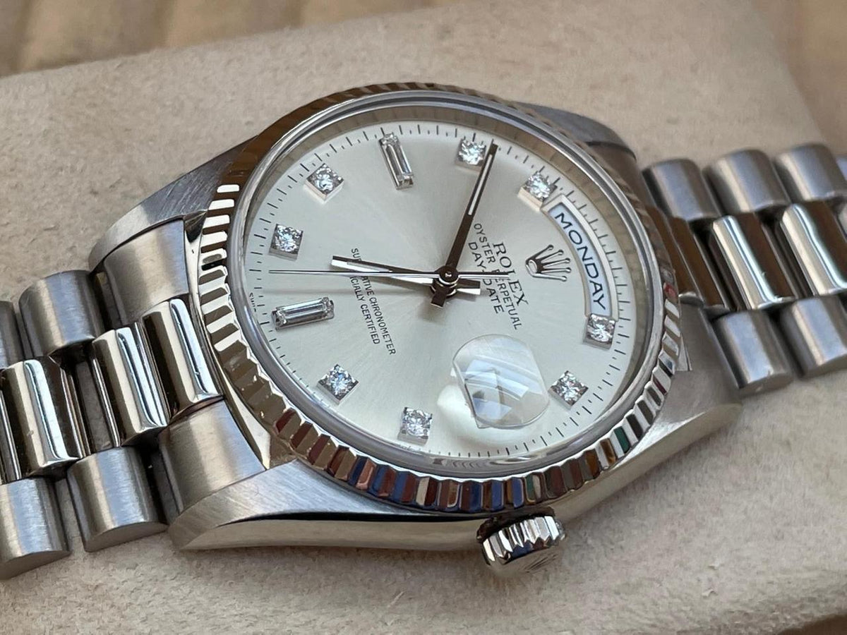 Rolex Day-Date 36 Silver Diamond Dial President Bracelet 18239 1999 Full Set