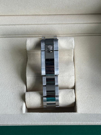 Rolex Yacht-Master 40 Blue Dial Steel 126622 2025 Full Set