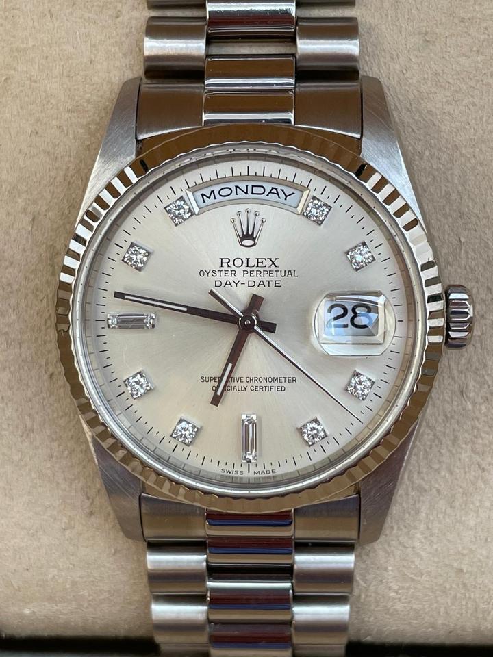 Rolex Day-Date 36 Silver Diamond Dial President Bracelet 18239 1999 Full Set