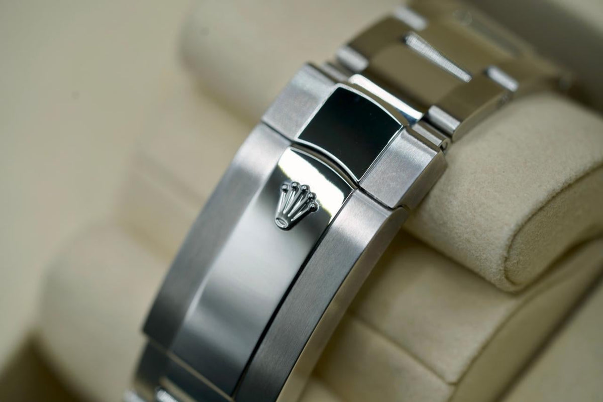 Rolex Sky-Dweller Black Dial Oyster Bracelet 326934 Full Set 2019